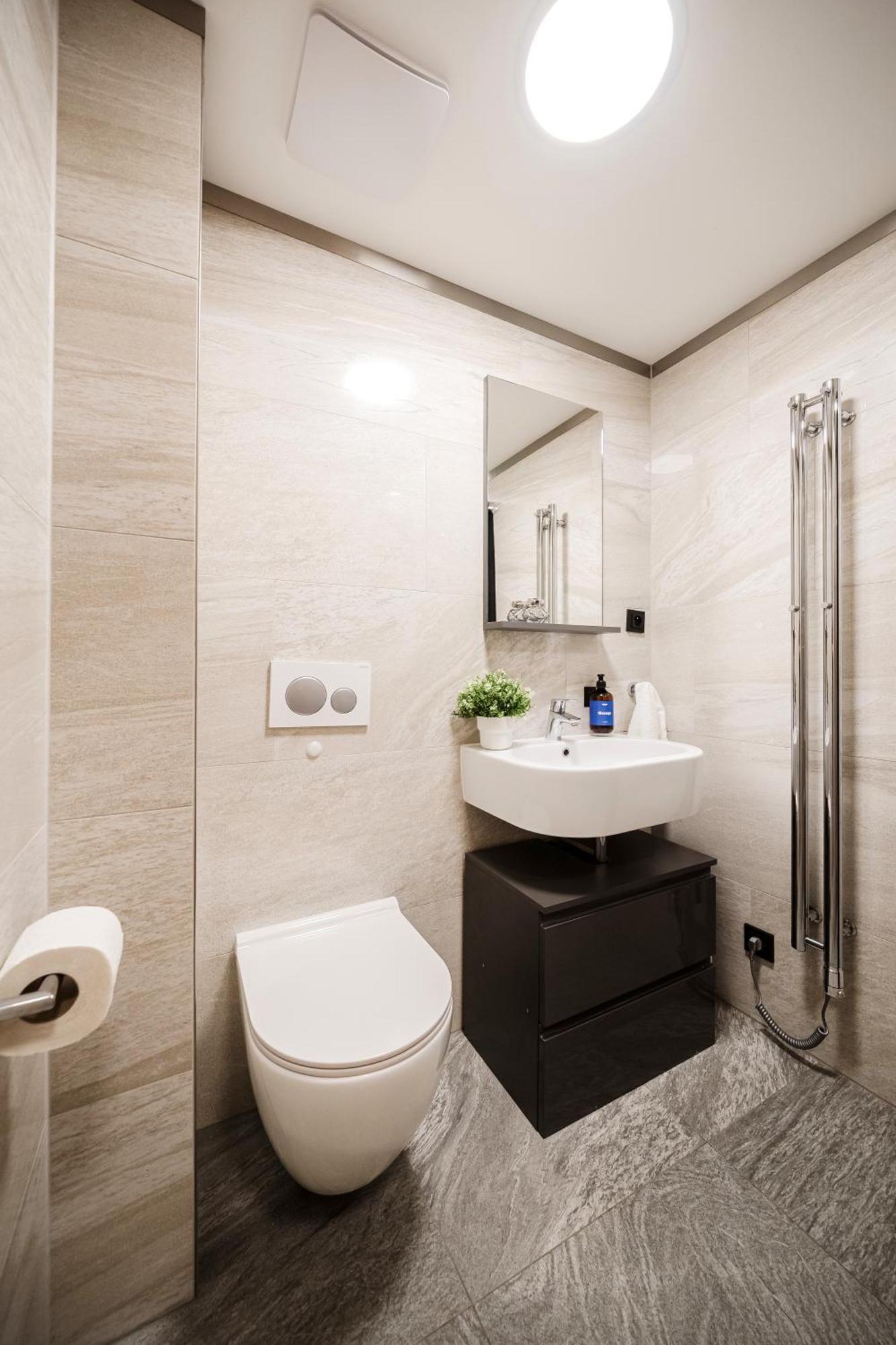 Days - Modern - 7 Min Wenceslas Square Apartment Prag