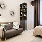 Prague Days - Modern Studios - 7 Min Wenceslas Square