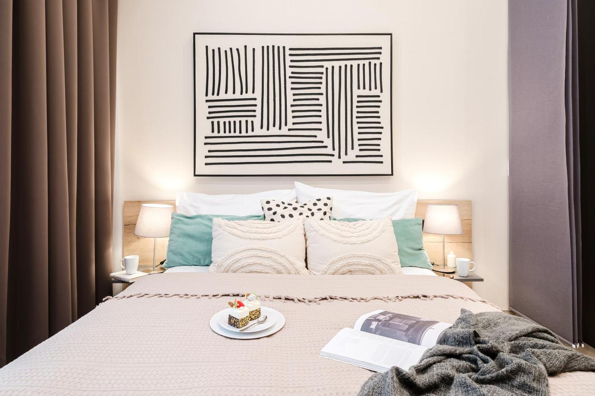 Days - Modern - 7 Min Wenceslas Square Appartement Prague